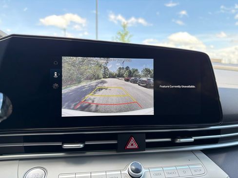 New 2026 Hyundai Elantra Limited FWD image 23