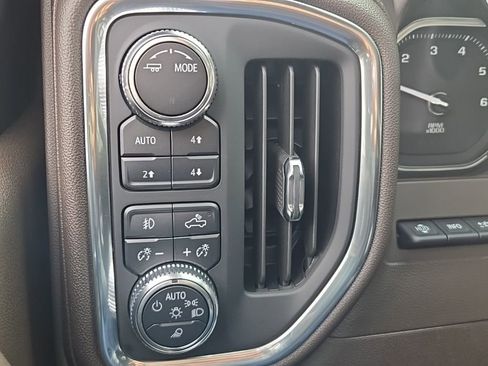 Used 2021 GMC Sierra 2500 Denali w/ Denali Ultimate Package image 39