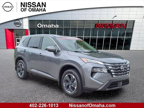 Certified 2026 Nissan Rogue SV AWD/4WD image 1