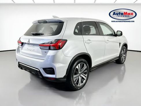 Used 2024 Mitsubishi Outlander Sport SE AWD/4WD image 2