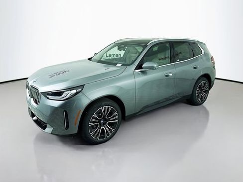 New 2026 BMW X3 xDrive30 w/ Premium Package image 3