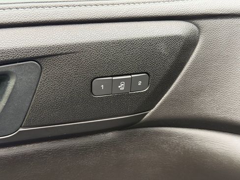 Used 2017 GMC Acadia Limited SLT FWD image 13