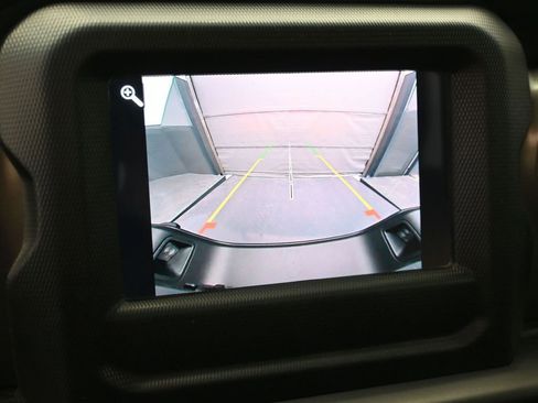 Used 2021 Jeep Gladiator Sport image 19