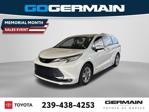 Certified 2021 Toyota Sienna Limited FWD image 1
