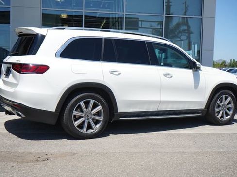 Used 2021 Mercedes-Benz GLS 450 4MATIC image 8