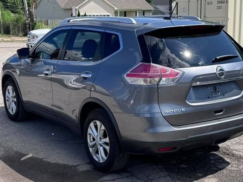 Used 2016 Nissan Rogue SV w/ SV Premium Package AWD/4WD image 3