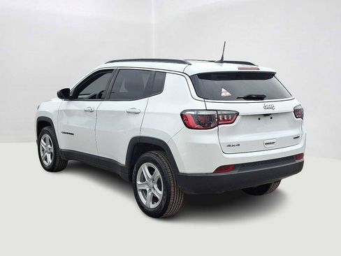 Used 2023 Jeep Compass Latitude image 7
