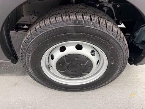 New 2026 Ford Transit 250 148 Medium Roof image 5