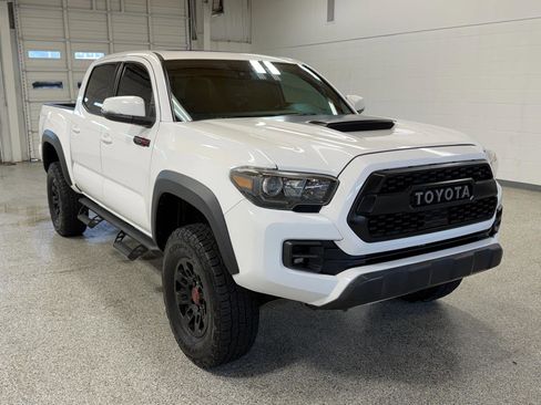 Used 2019 Toyota Tacoma TRD Pro image 6