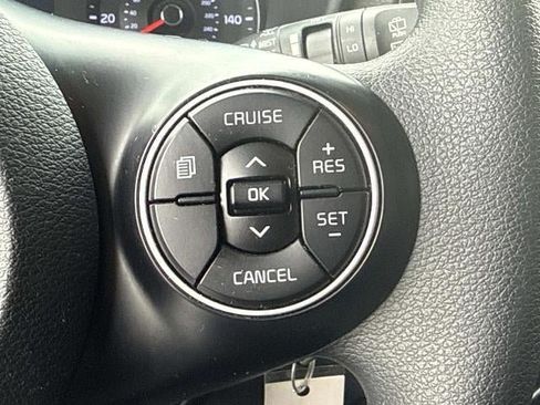 Used 2020 Kia Soul LX FWD image 21