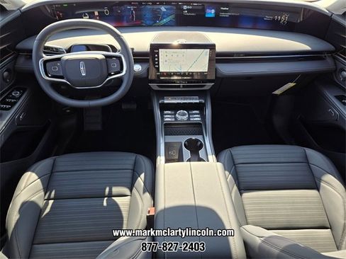 New 2026 Lincoln Nautilus Reserve image 10