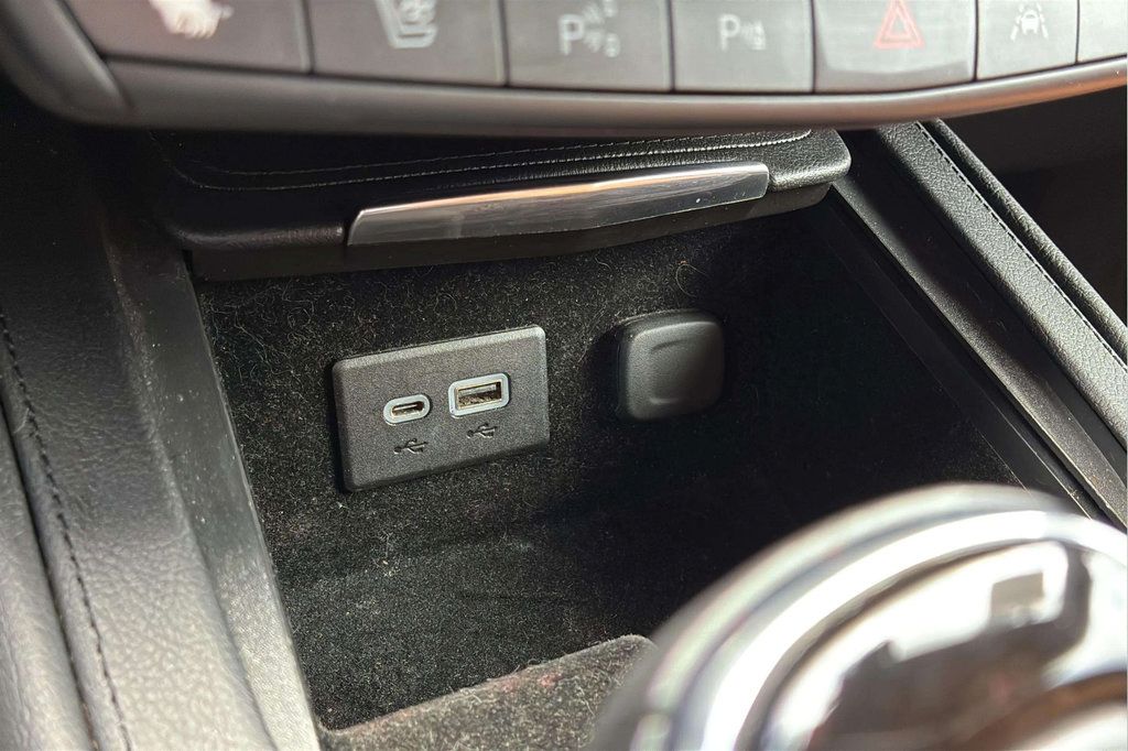 Used 2020 Cadillac XT4 Sport FWD image 13