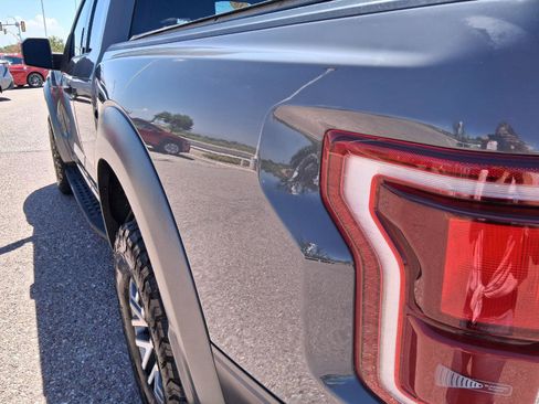 Used 2018 Ford F150 Raptor w/ Equipment Group 801A Mid AWD/4WD image 15