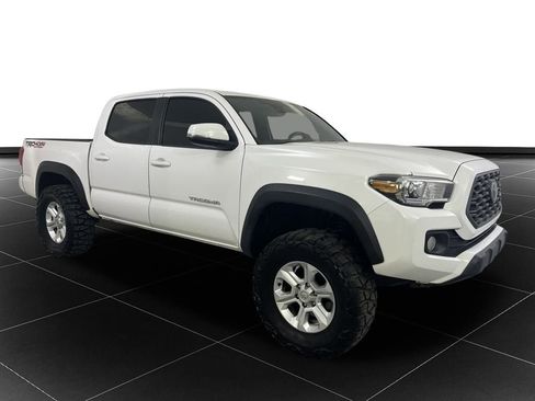 Used 2021 Toyota Tacoma TRD Off-Road image 7