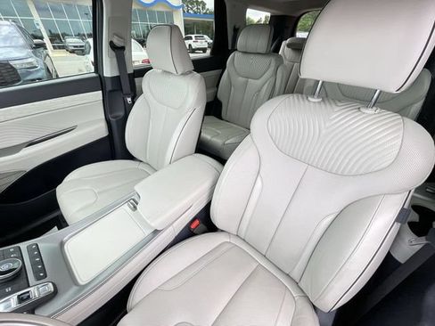 Used 2024 Hyundai Palisade Calligraphy FWD image 15
