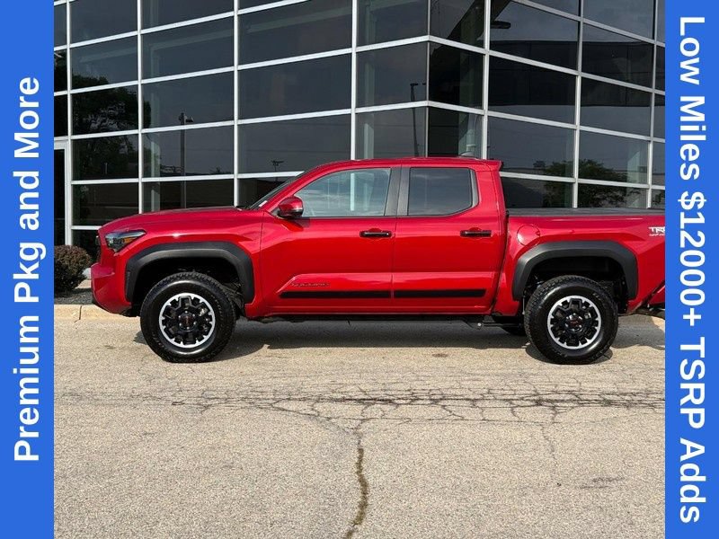 Used 2025 Toyota Tacoma TRD Off-Road w/ TRD Off Road Premium Package AWD/4WD image 6