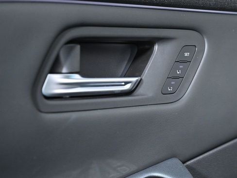 New 2026 Nissan Leaf Platinum+ w/ Cargo Package (Platinum+) image 25