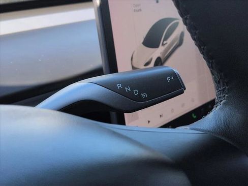 Used 2020 Tesla Model 3 Long Range image 11