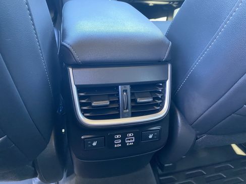 Used 2023 Subaru Outback Limited XT AWD/4WD image 32