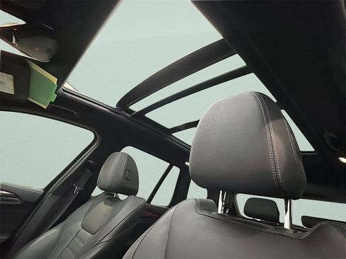 Used 2021 BMW X3 M40i image 12