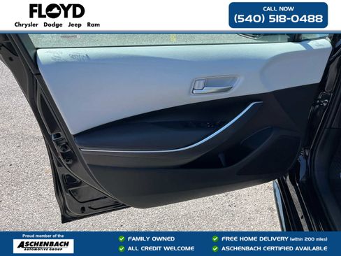 Used 2024 Toyota Corolla SE FWD image 11