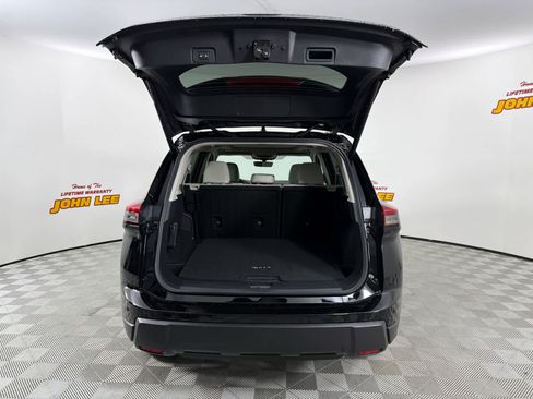 New 2026 Nissan Rogue SV image 5