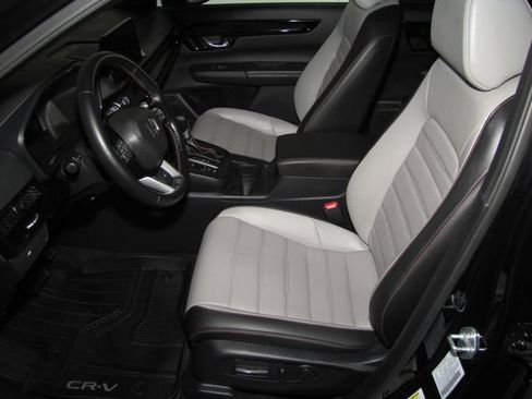 Certified 2026 Honda CR-V Sport Touring image 9