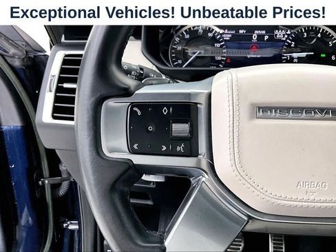 Used 2023 Land Rover Discovery HSE R-Dynamic AWD/4WD image 25