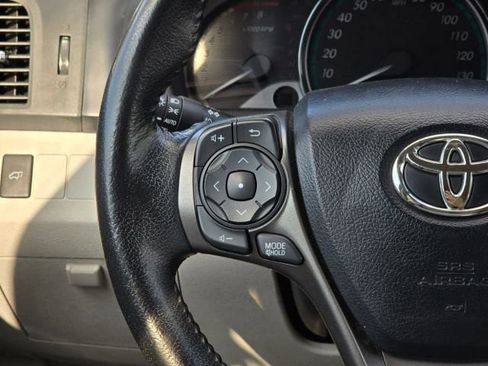 Used 2013 Toyota Venza image 23