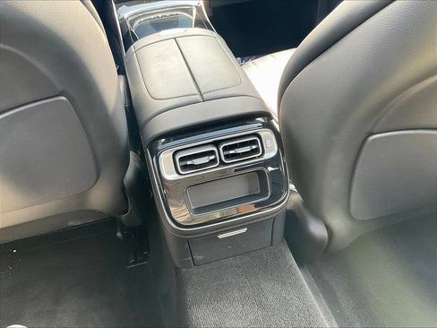 Used 2023 Mercedes-Benz S 500 4MATIC w/ Warmth & Comfort Package image 10