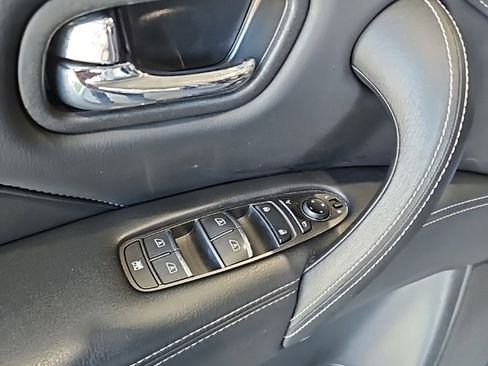 Used 2024 INFINITI QX80 Luxe image 28