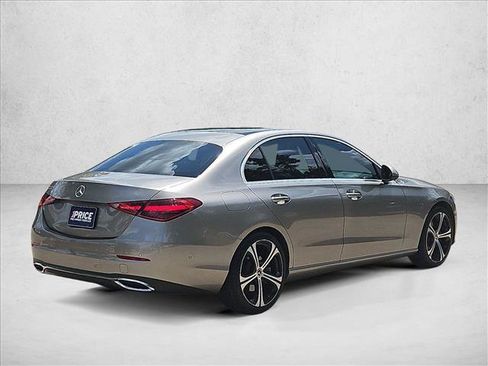 Used 2023 Mercedes-Benz C 300 Sedan image 5