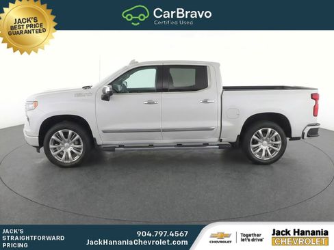 Used 2023 Chevrolet Silverado 1500 High Country w/ High Country Premium Package AWD/4WD image 6