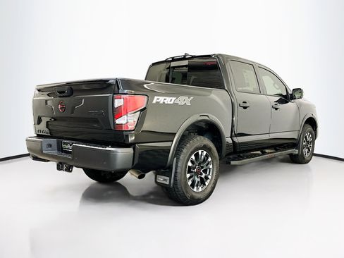 Used 2024 Nissan Titan PRO-4X w/ Pro-4x Convenience Package image 9