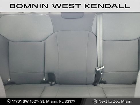 Used 2022 Ford Maverick XL image 19