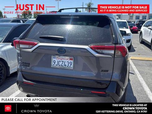 Used 2023 Toyota RAV4 XSE w/ Weather Package AWD/4WD image 5