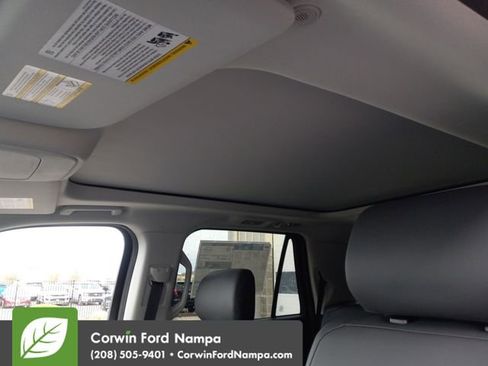 New 2026 Ford Expedition Active image 22