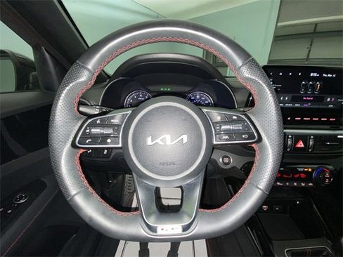 Used 2022 Kia Forte GT image 14