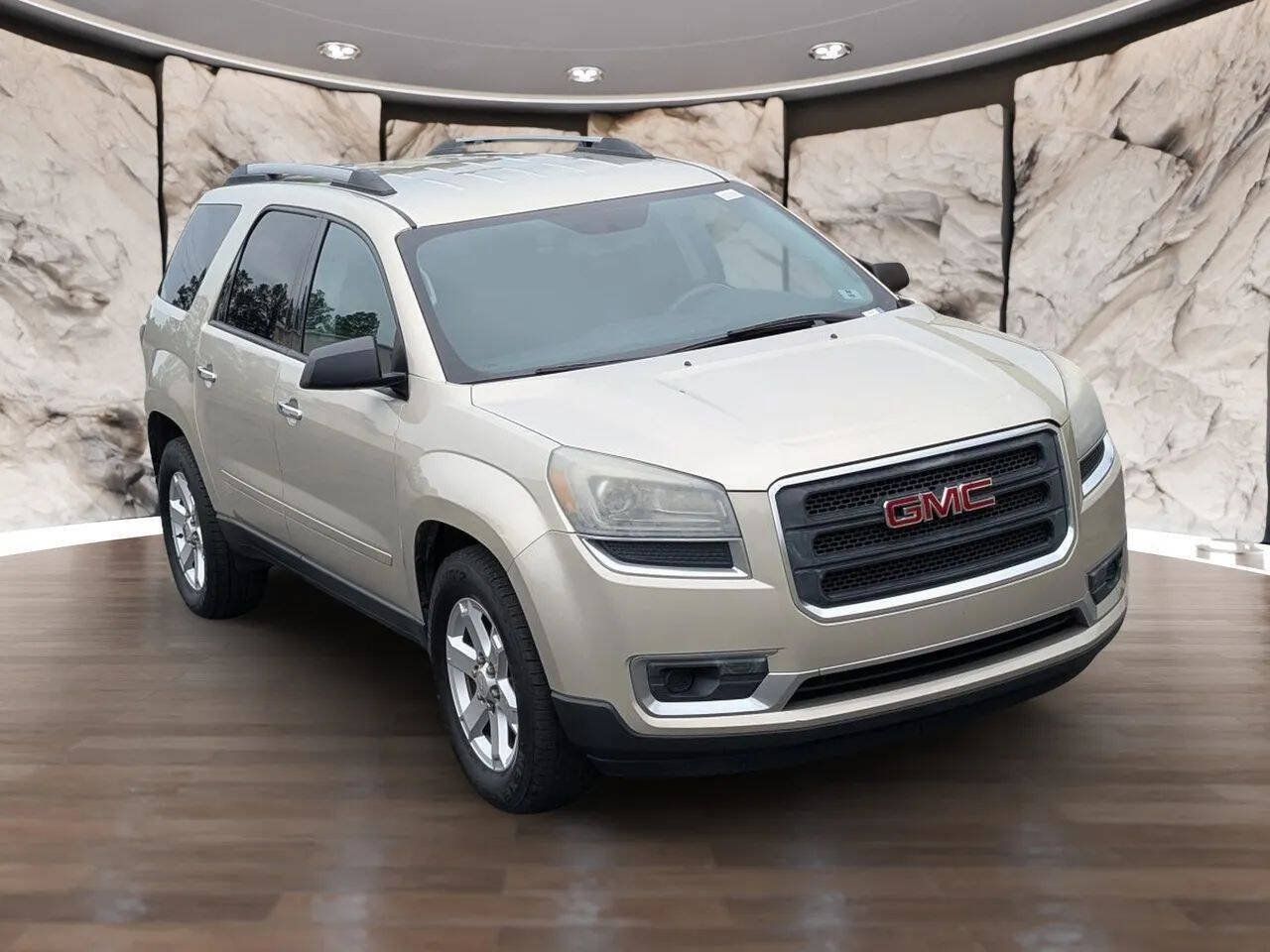 Used 2013 GMC Acadia SLE FWD image 18
