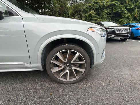 Used 2025 Volvo XC90 B5 Plus w/ Protection Package Premier AWD/4WD image 17