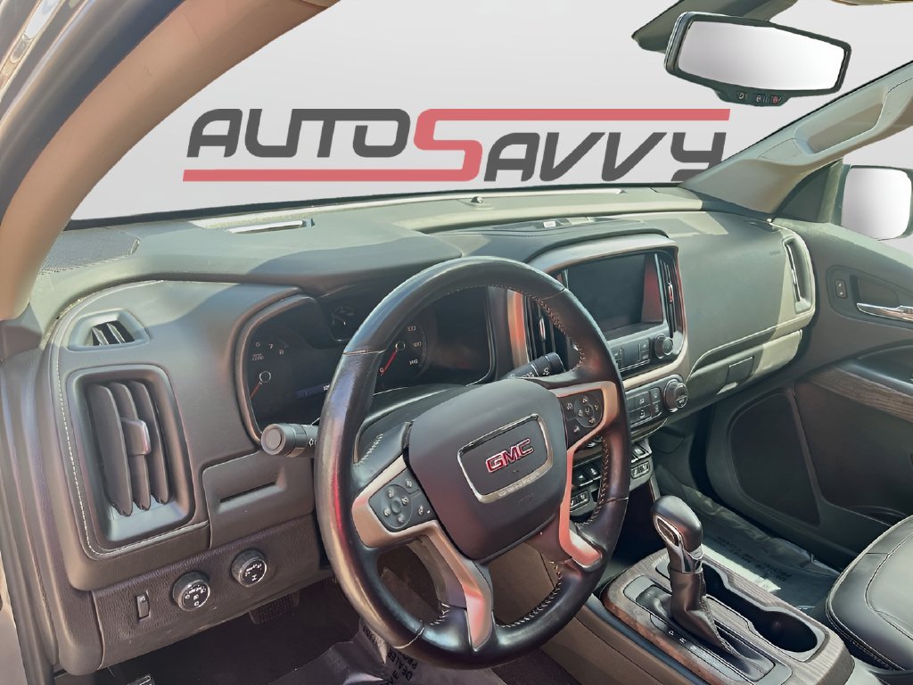 Used 2022 GMC Canyon Denali AWD/4WD image 9