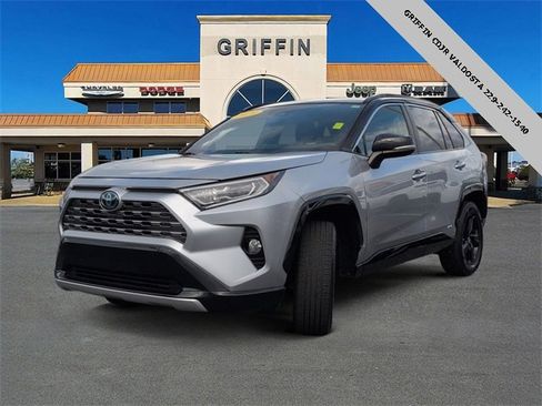 Used 2020 Toyota RAV4 XSE image 11