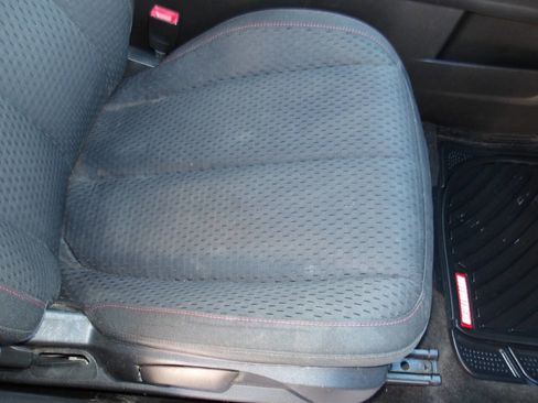 Used 2011 GMC Terrain SLE image 18