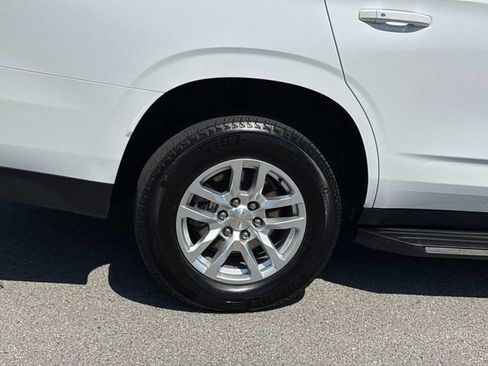 Used 2024 Chevrolet Tahoe LT AWD/4WD image 11