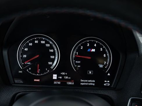 Used 2018 BMW M2 image 33