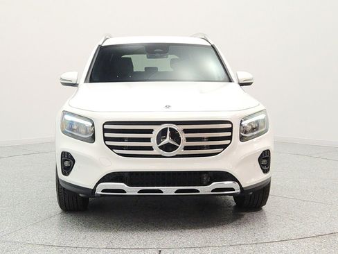 Used 2025 Mercedes-Benz GLB 250 image 2