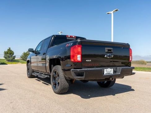 Used 2018 Chevrolet Silverado 1500 LTZ Z71 w/ Redline Edition AWD/4WD image 5