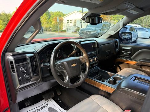 Used 2017 Chevrolet Silverado 1500 LTZ w/ Sport Package AWD/4WD image 18