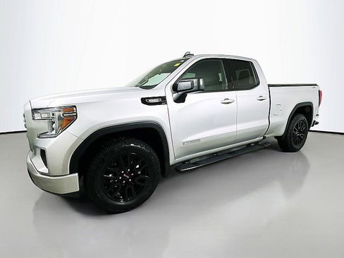Used 2022 GMC Sierra 1500 Elevation w/ LPO, Elevation Black Package image 3
