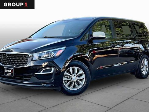 Used 2019 Kia Sedona LX FWD image 1